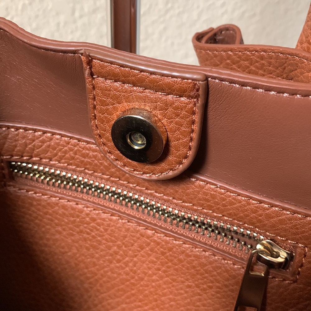 BP Vegan Leather Bucket Shoulder Bag - Picture 5 of 5